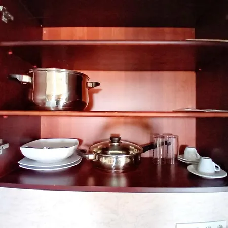 Twins Palace Appart hôtel St Constantin et Helena