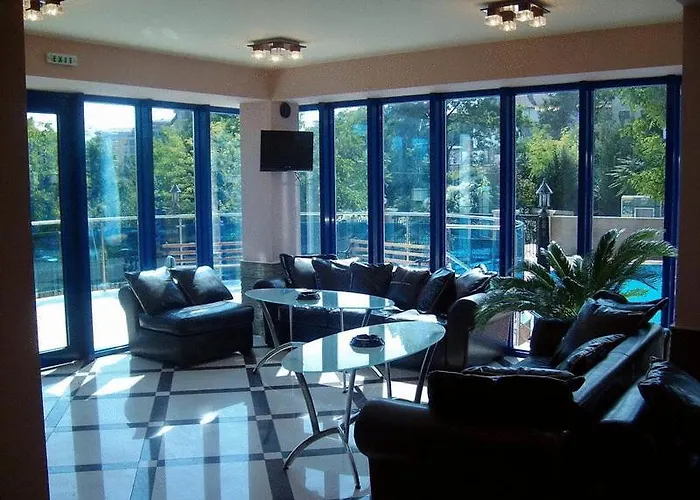 Twins Palace 3* Святые Константин и Елена