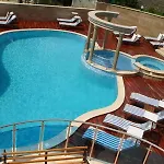 Twins Palace Aparthotel