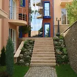 Twins Palace Aparthotel Saints Constantine and Helena