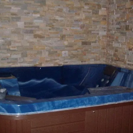 Twins Palace Apartahotel Saints Constantine and Helena