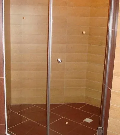 Hotel apartamentowy Twins Palace 3*