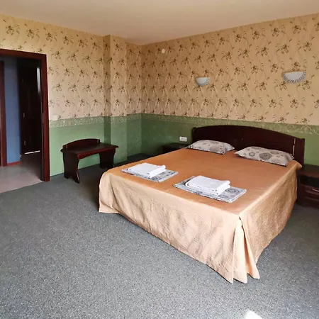 Apartahotel Twins Palace 3*