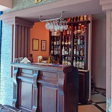 Apartahotel Twins Palace Saints Constantine and Helena