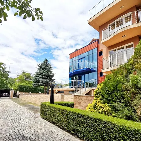 Apart Otel Twins Palace Aziz Konstantin ve Elena