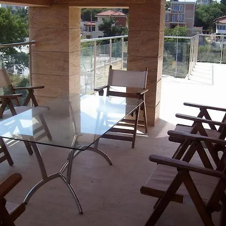 Apartahotel Twins Palace Saints Constantine and Helena